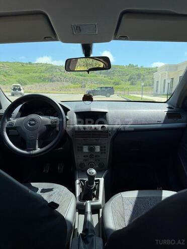 Opel Astra 2004, 225,000 km - 1.4 l - Bakı