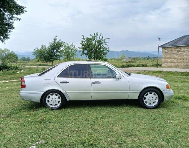 Mercedes C 280 1995, 182,840 km - 2.8 l - Lənkəran