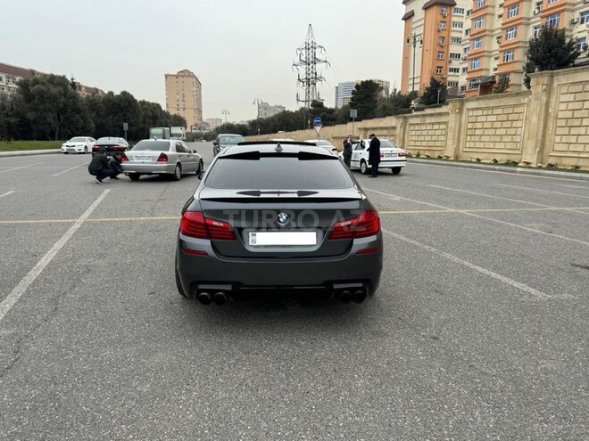 BMW 528 2015, 284,000 km - 2.0 l - Bakı