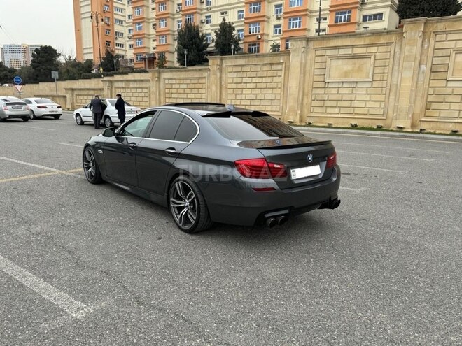 BMW 528 2015, 284,000 km - 2.0 l - Bakı