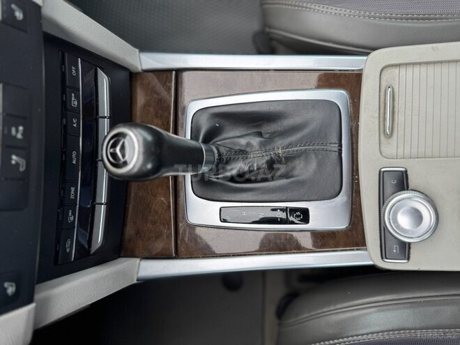 Mercedes E 220 d 2011, 372,909 km - 2.2 л - Bakı
