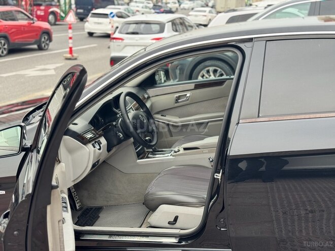 Mercedes E 220 d 2011, 372,909 km - 2.2 л - Bakı