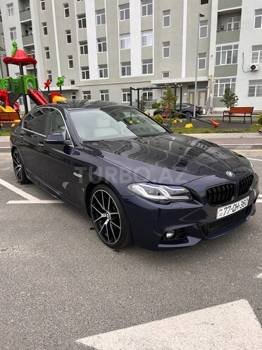 BMW 528-2