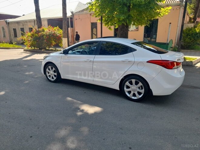 Hyundai Elantra 2013, 233,255 km - 1.6 l - Bakı