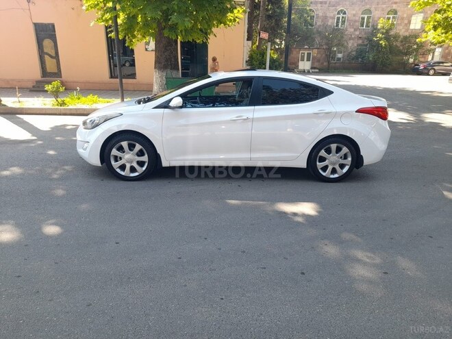 Hyundai Elantra 2013, 233,255 km - 1.6 l - Bakı