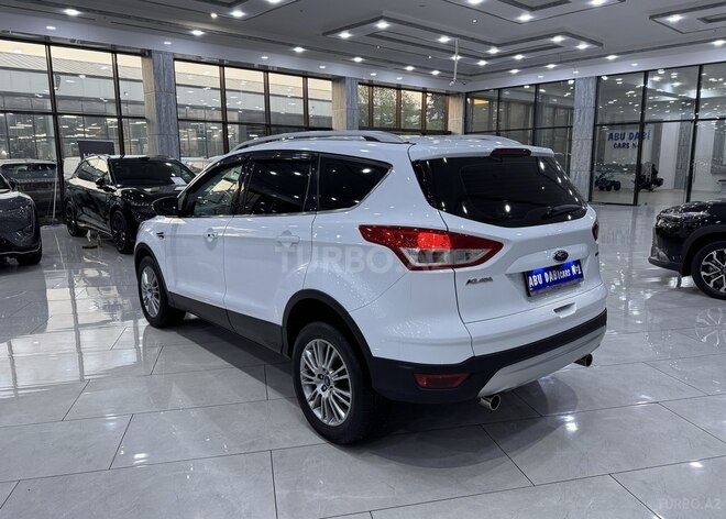 Ford Kuga-6