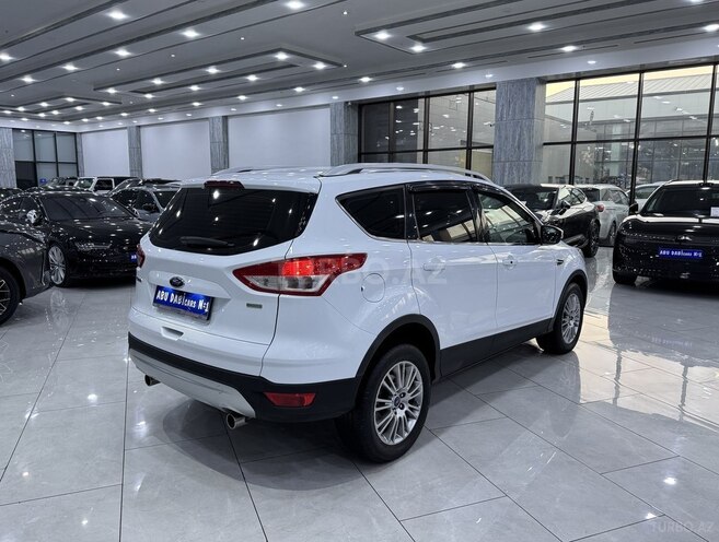 Ford Kuga-5