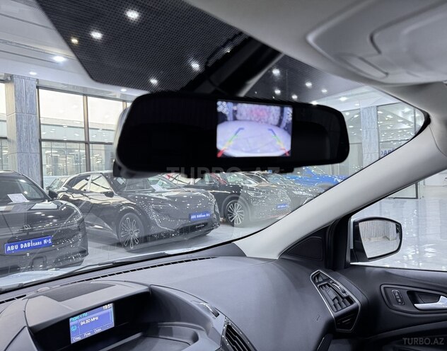 Ford Kuga-16
