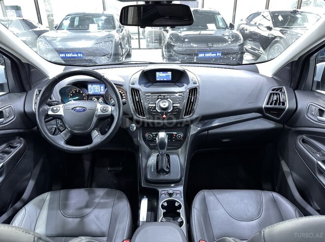 Ford Kuga-8
