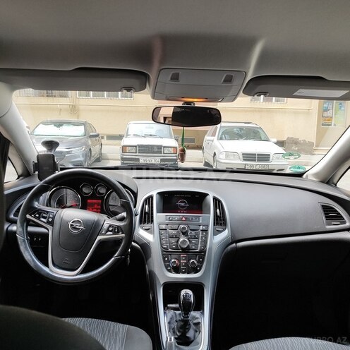 Opel Astra 2014, 281,133 km - 1.6 l - Bakı