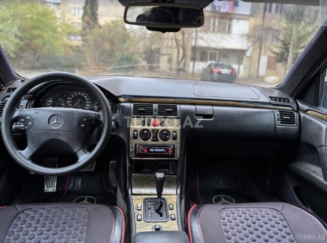 Mercedes E 200 1996, 455,000 km - 2.0 л - Bakı
