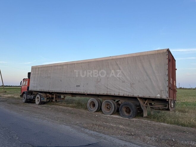 MAZ 54322 1993, 283,669 km - 11.0 l - Biləsuvar