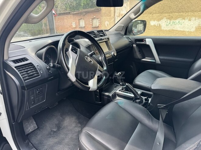 Toyota Land Cruiser Prado 2014, 190,000 km - 2.7 l - Bakı