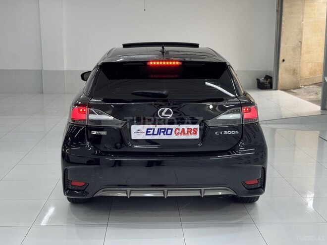 Lexus CT 200h-26