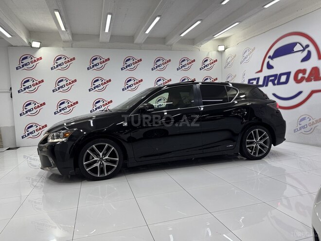Lexus CT 200h-23