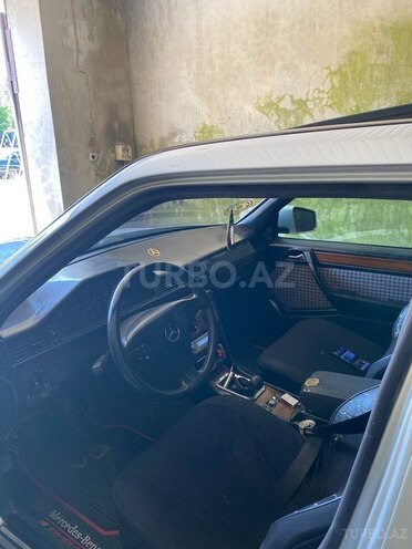 Mercedes E 300 d 1995, 200,000 km - 3.0 l - Goranboy