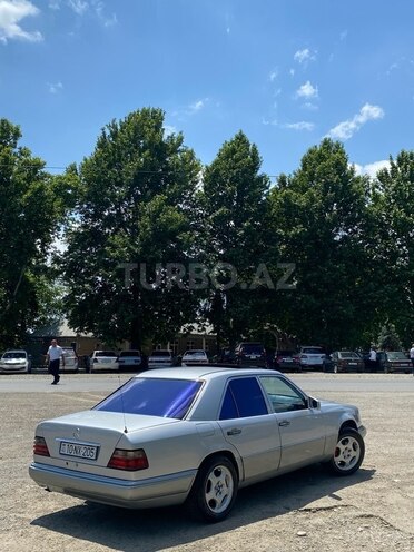 Mercedes E 300 d 1995, 200,000 km - 3.0 l - Goranboy