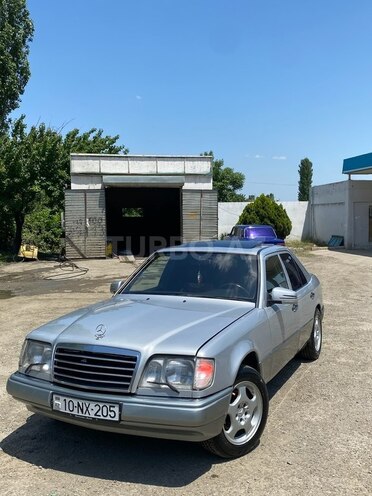 Mercedes E 300 d 1995, 200,000 km - 3.0 l - Goranboy
