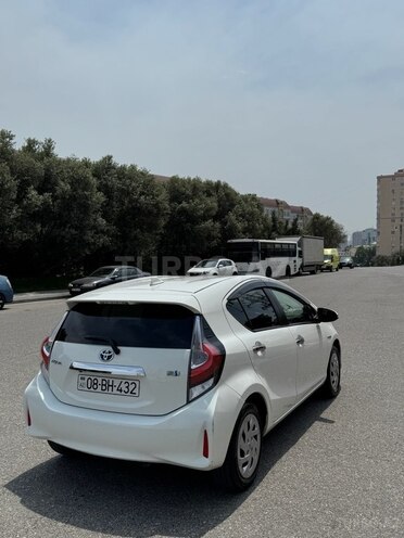 Toyota Aqua 2018, 82,000 km - 1.5 l - Bakı