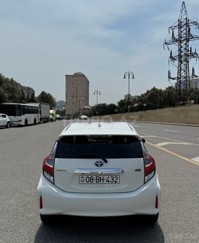 Toyota Aqua 2018, 82,000 km - 1.5 l - Bakı