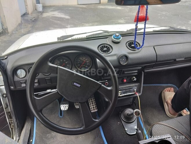 LADA (VAZ) 21011 1978, 60,000 km - 1.3 l - Qax