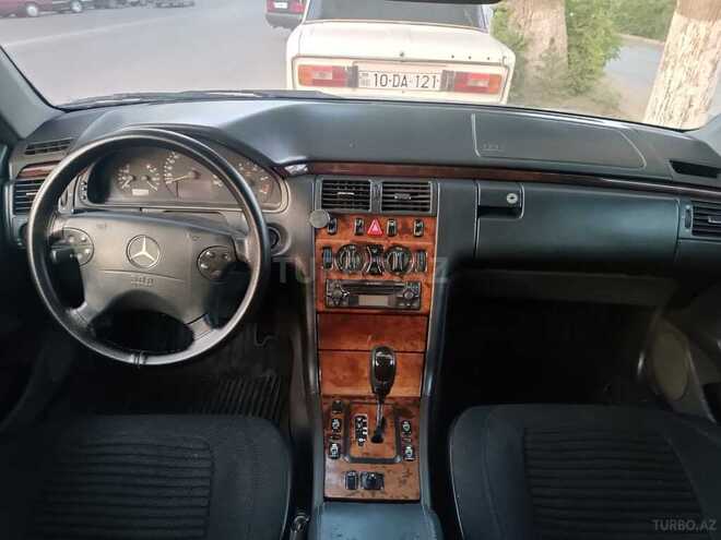Mercedes E 220 d 2000, 550,000 km - 2.2 l - İmişli
