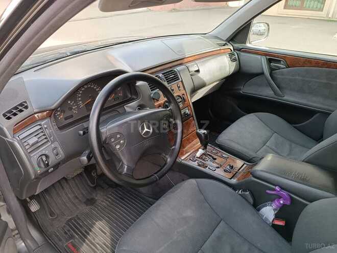 Mercedes E 220 d 2000, 550,000 km - 2.2 l - İmişli