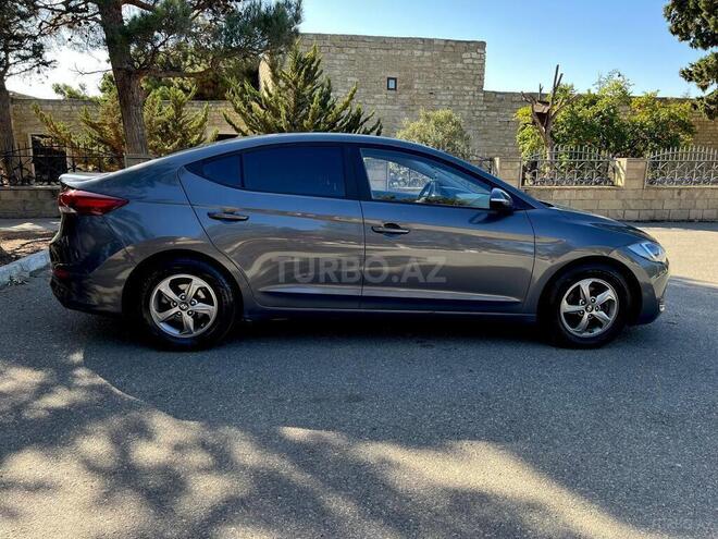 Hyundai Avante 2017, 132,000 km - 1.6 l - Bakı
