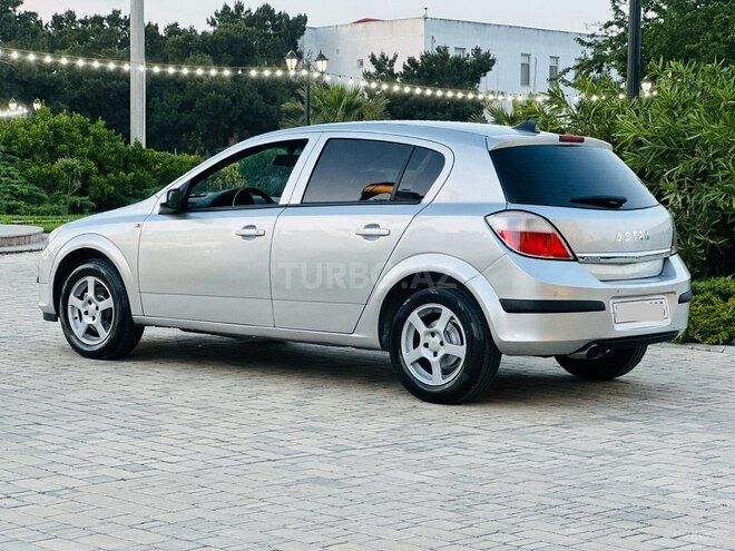 Opel Astra 2006, 270,000 km - 1.4 l - Bakı