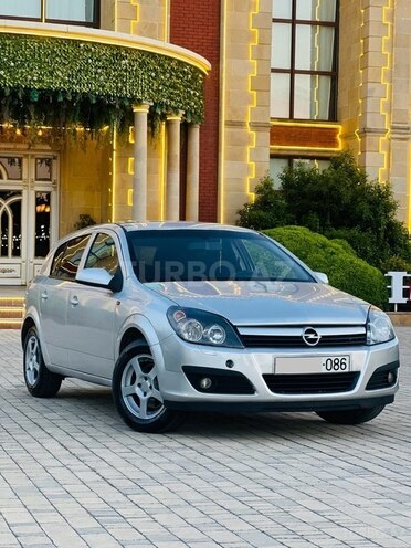 Opel Astra 2006, 270,000 km - 1.4 l - Bakı