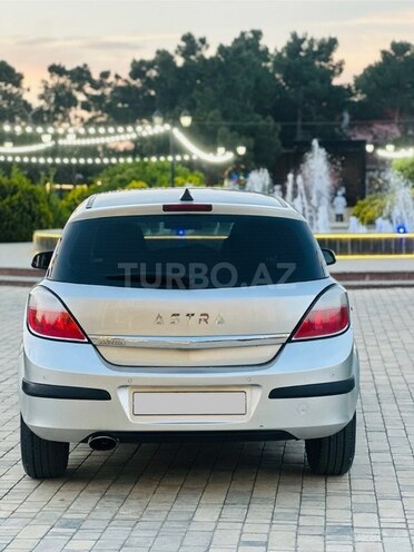 Opel Astra 2006, 270,000 km - 1.4 l - Bakı
