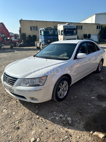 Hyundai Sonata-2