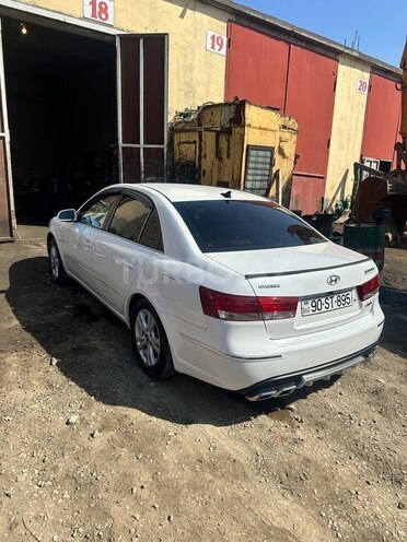 Hyundai Sonata-7