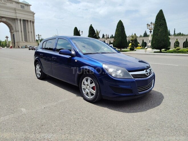 Opel Astra 2009, 286,000 km - 1.4 l - Gəncə