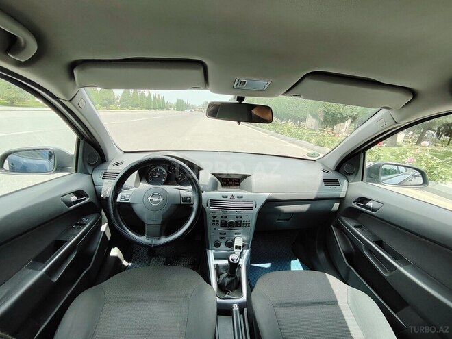 Opel Astra 2009, 286,000 km - 1.4 l - Gəncə