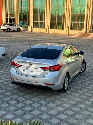 Hyundai Avante 2015, 186,000 km - 1.6 l - Bakı