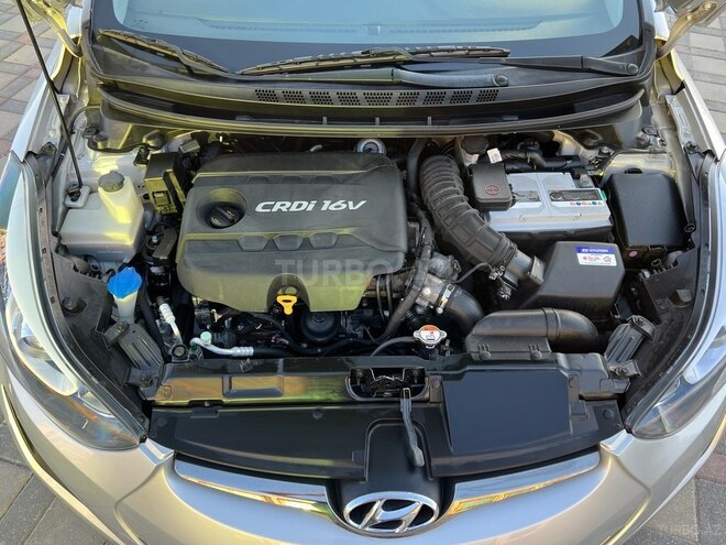 Hyundai Avante 2015, 186,000 km - 1.6 l - Bakı