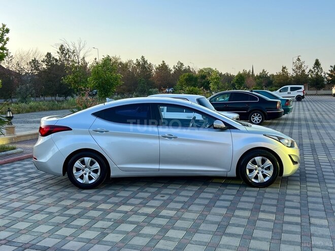 Hyundai Avante 2015, 186,000 km - 1.6 l - Bakı