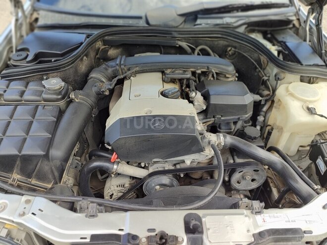 Mercedes C 180 1998, 320,000 km - 1.8 l - Quba