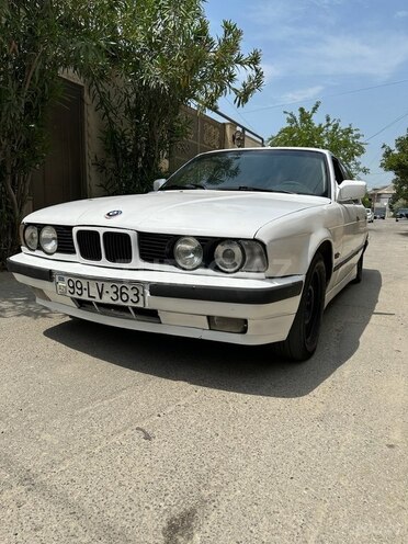 BMW 525 1990, 290,000 km - 2.5 l - Bakı