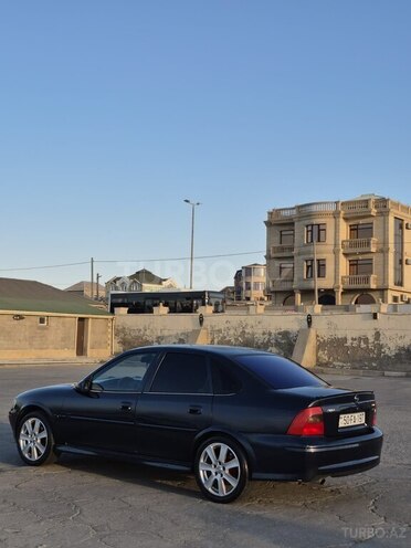 Opel Vectra 1999, 310,000 km - 1.6 l - Sumqayıt
