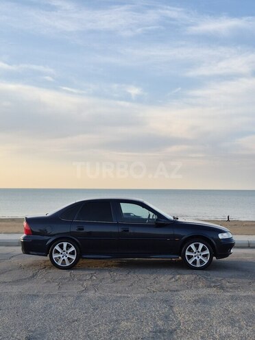 Opel Vectra 1999, 310,000 km - 1.6 l - Sumqayıt