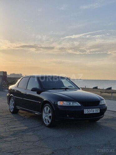 Opel Vectra 1999, 310,000 km - 1.6 l - Sumqayıt