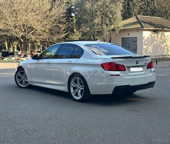 BMW 520 2015, 240,000 km - 2.0 l - Bakı
