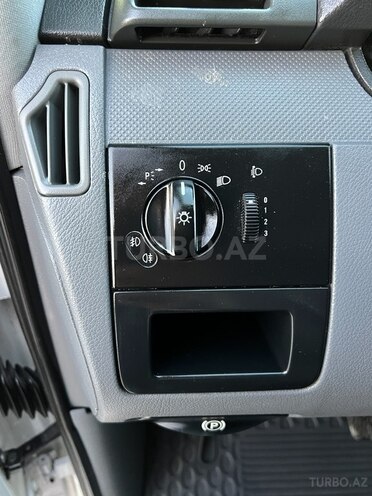 Mercedes Vito 115 2006, 298,000 km - 2.2 l - Şirvan