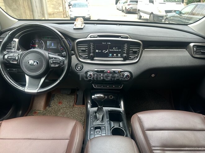 Kia Sorento-3