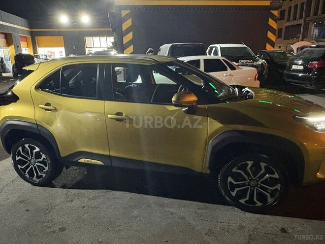 Toyota Yaris Cross 2023, 20,000 km - 1.5 л - Bakı