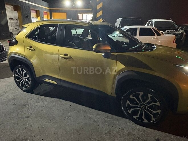 Toyota Yaris Cross 2023, 20,000 km - 1.5 л - Bakı