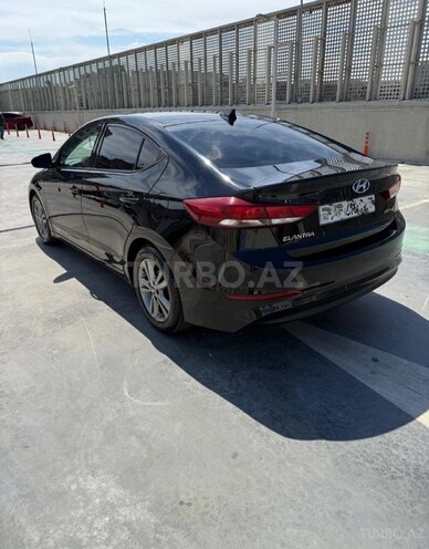 Hyundai Elantra 2018, 82,750 km - 2.0 l - Bakı