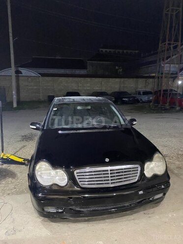 Mercedes C 220 d 2002, 485,000 km - 2.2 l - Ağsu